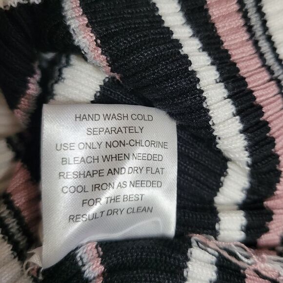 Pink Republic Ribbed Black Striped Crop Long Sleeve Sweater - Picture 10 of 11